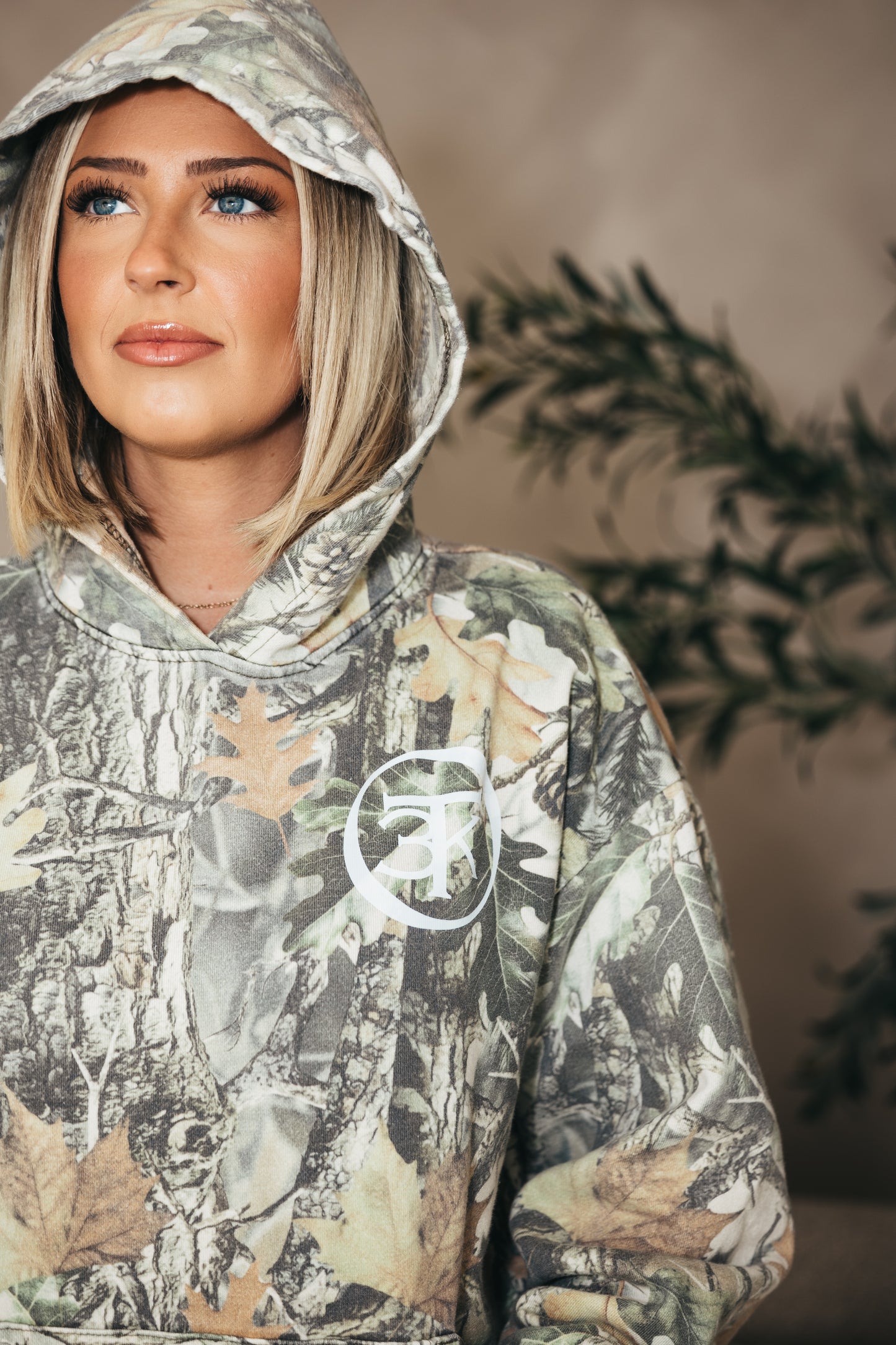 Fear is a Liar - Camo Hoodie (unisex)